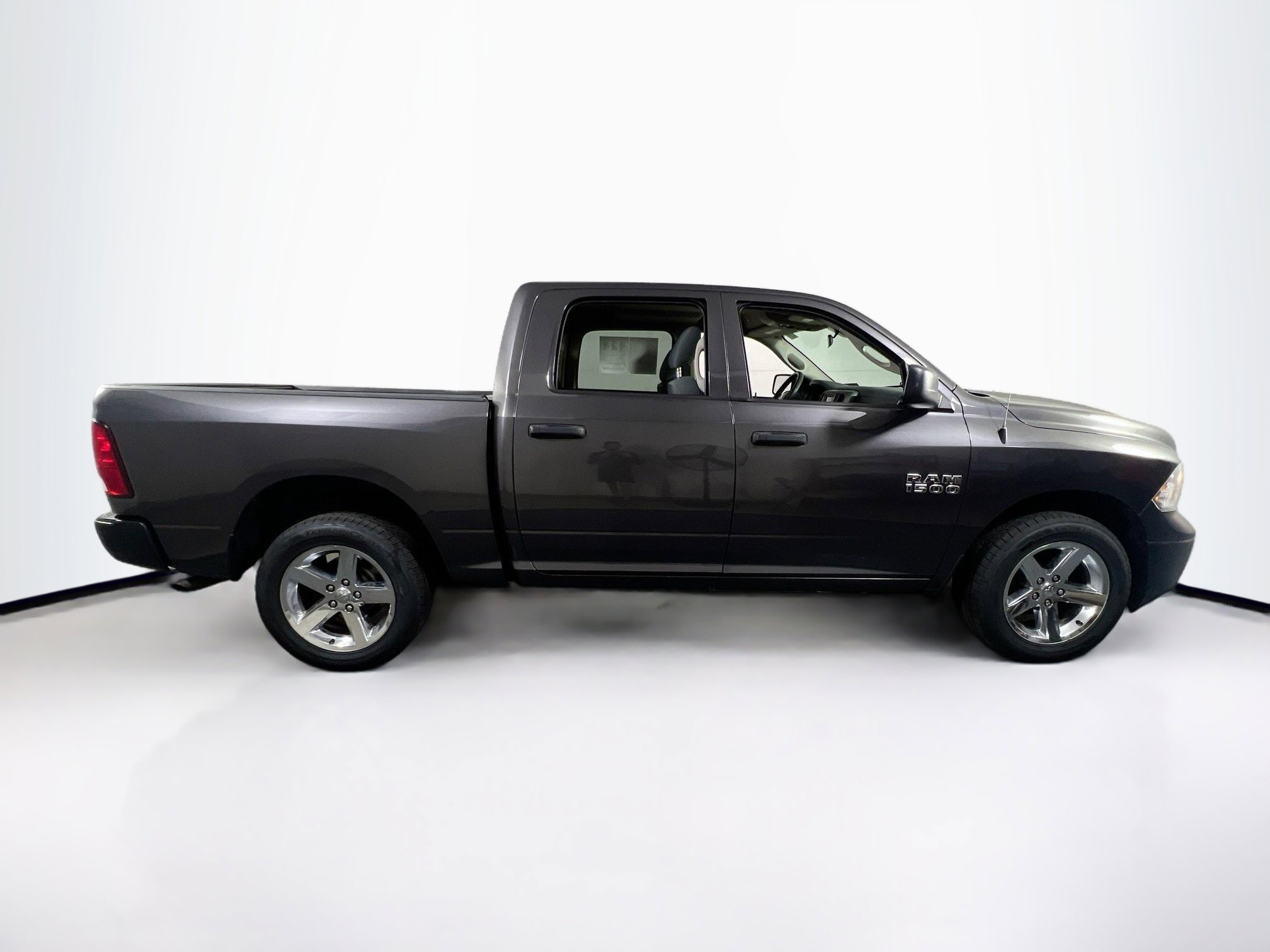 Used 2018 RAM 1500 Tradesman w/ Popular Equipment Group AWD/4WD image 4