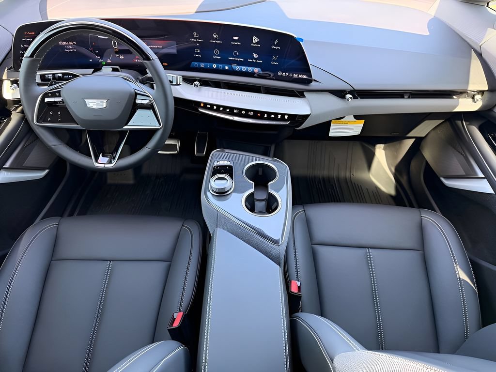 New 2027 Cadillac Optiq Sport w/ LPO, Floor Liner Package AWD/4WD image 25