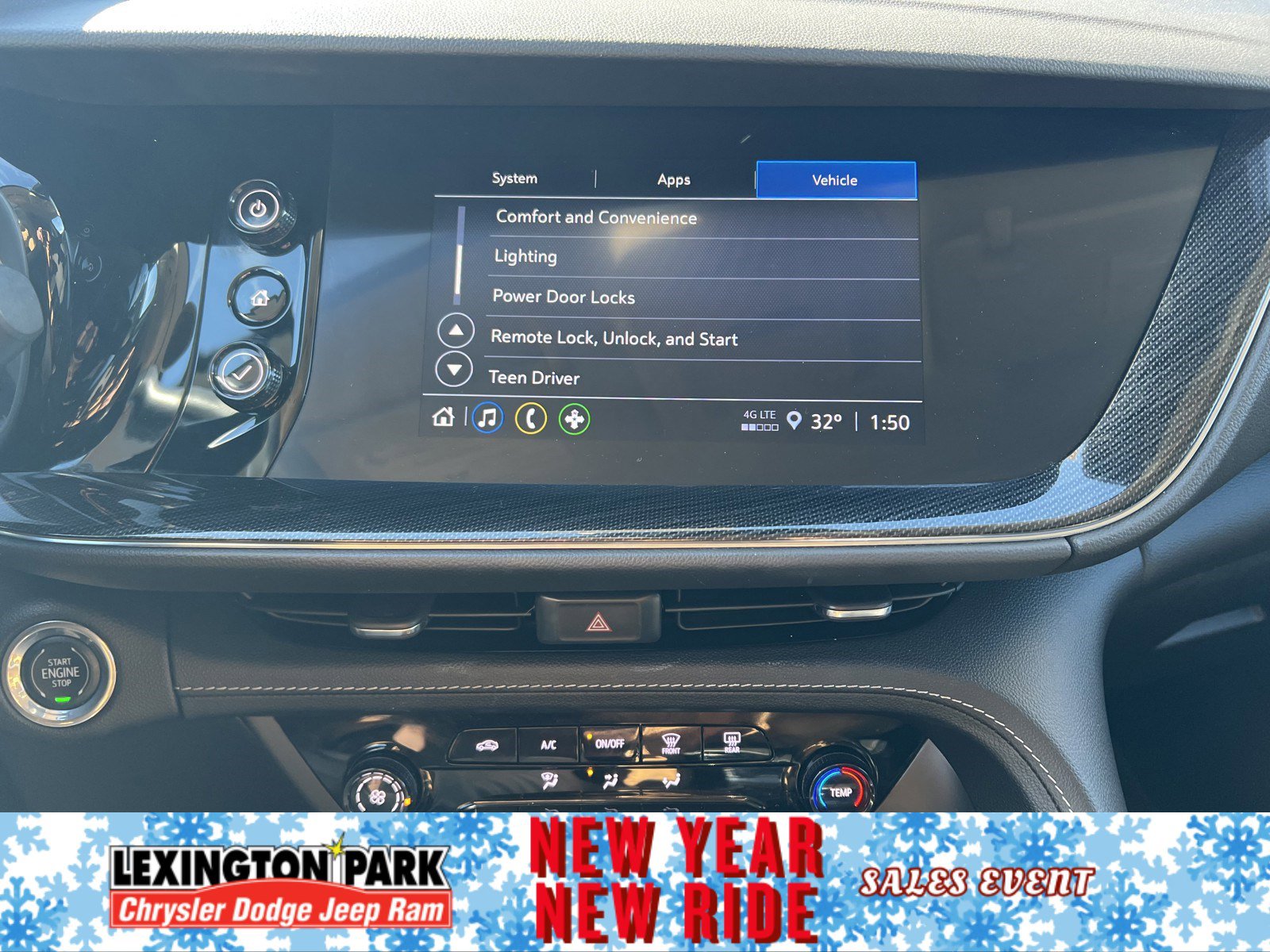 Used 2023 Buick Envision Preferred image 22