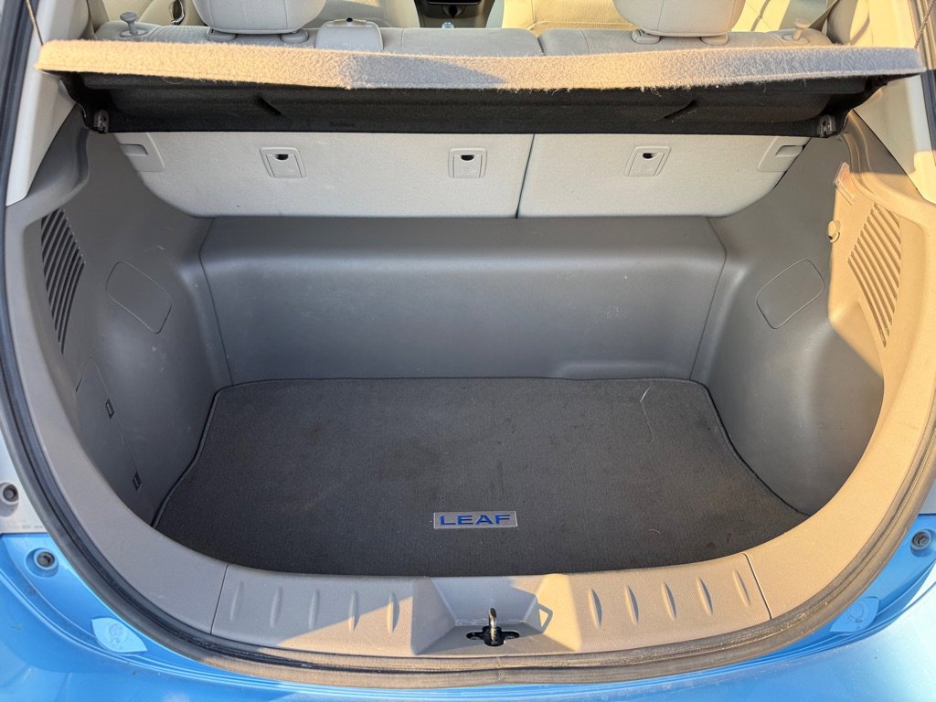 Used 2012 Nissan Leaf SL image 15
