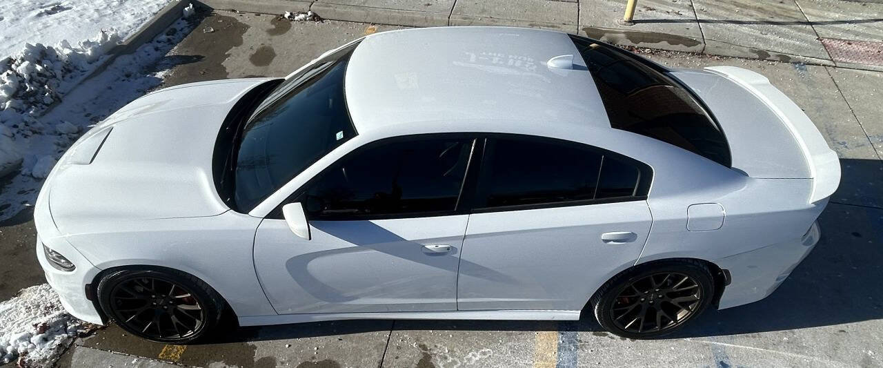 Used 2018 Dodge Charger SRT w/ Technology Group image 11