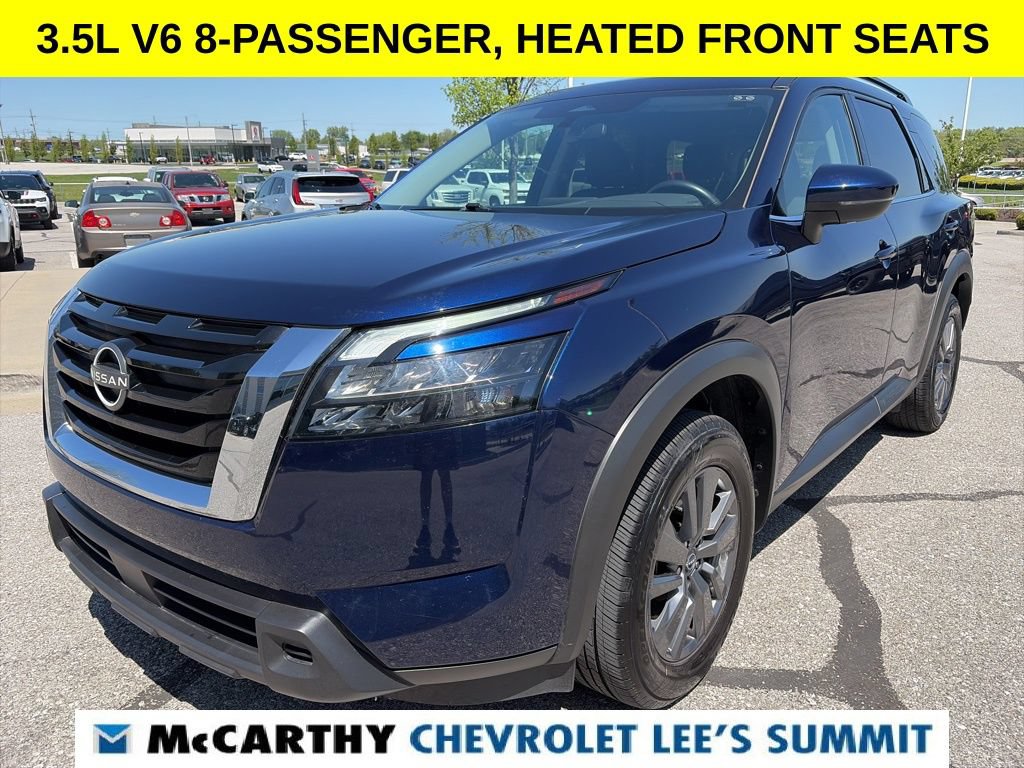 Used 2025 Nissan Pathfinder SV FWD image 4