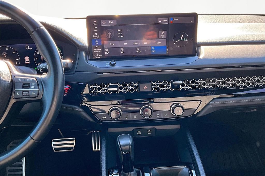 Used 2024 Honda Accord Sport image 10