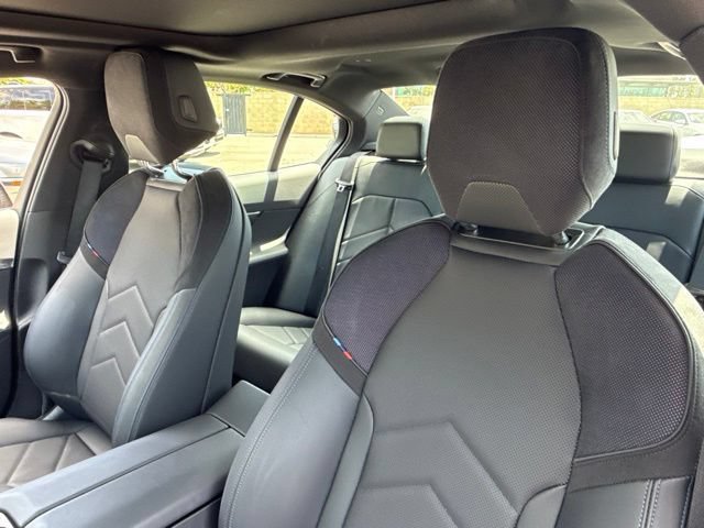 Used 2026 BMW 530i w/ M Sport Package RWD image 22