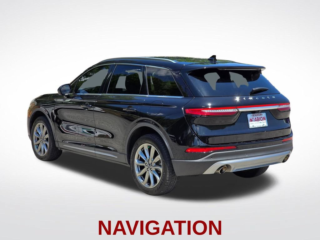 Used 2022 Lincoln Corsair FWD w/ Premium Package image 16