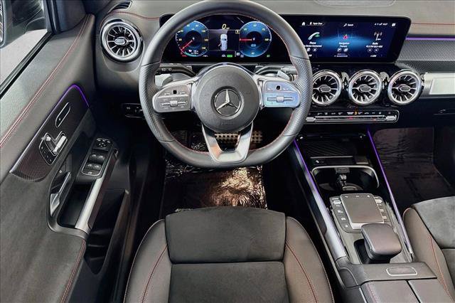 Used 2023 Mercedes-Benz EQB 300 4MATIC image 21