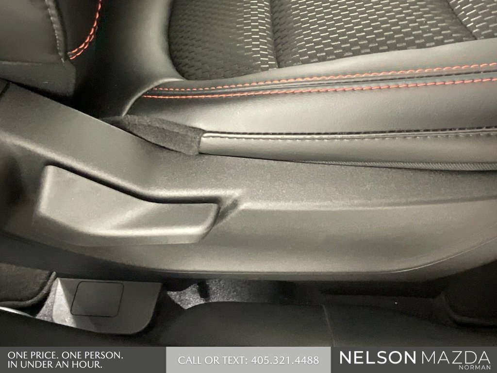 Used 2024 Ford Escape ST-Line w/ Tech Pack #1 image 28