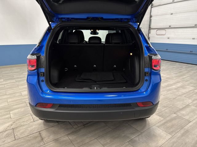 Used 2024 Jeep Compass Limited w/ Sun and Sound Group image 15