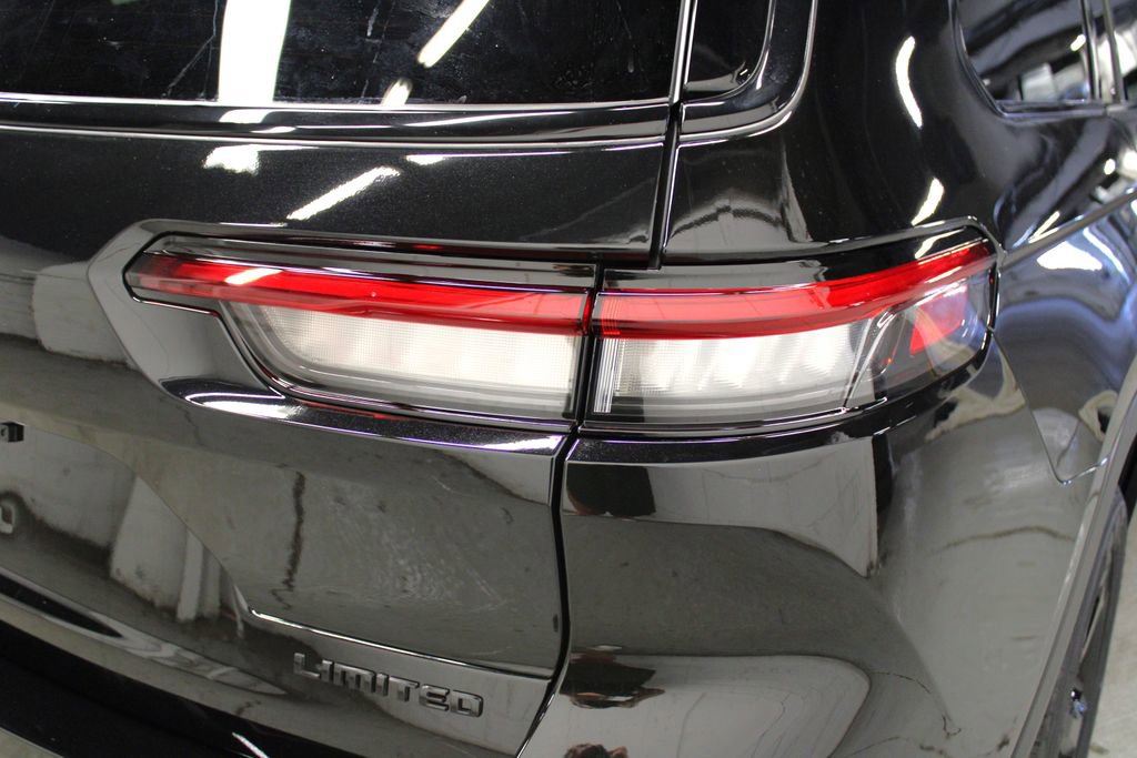 New 2025 Jeep Grand Cherokee L Limited w/ Black Appearance Package image 48