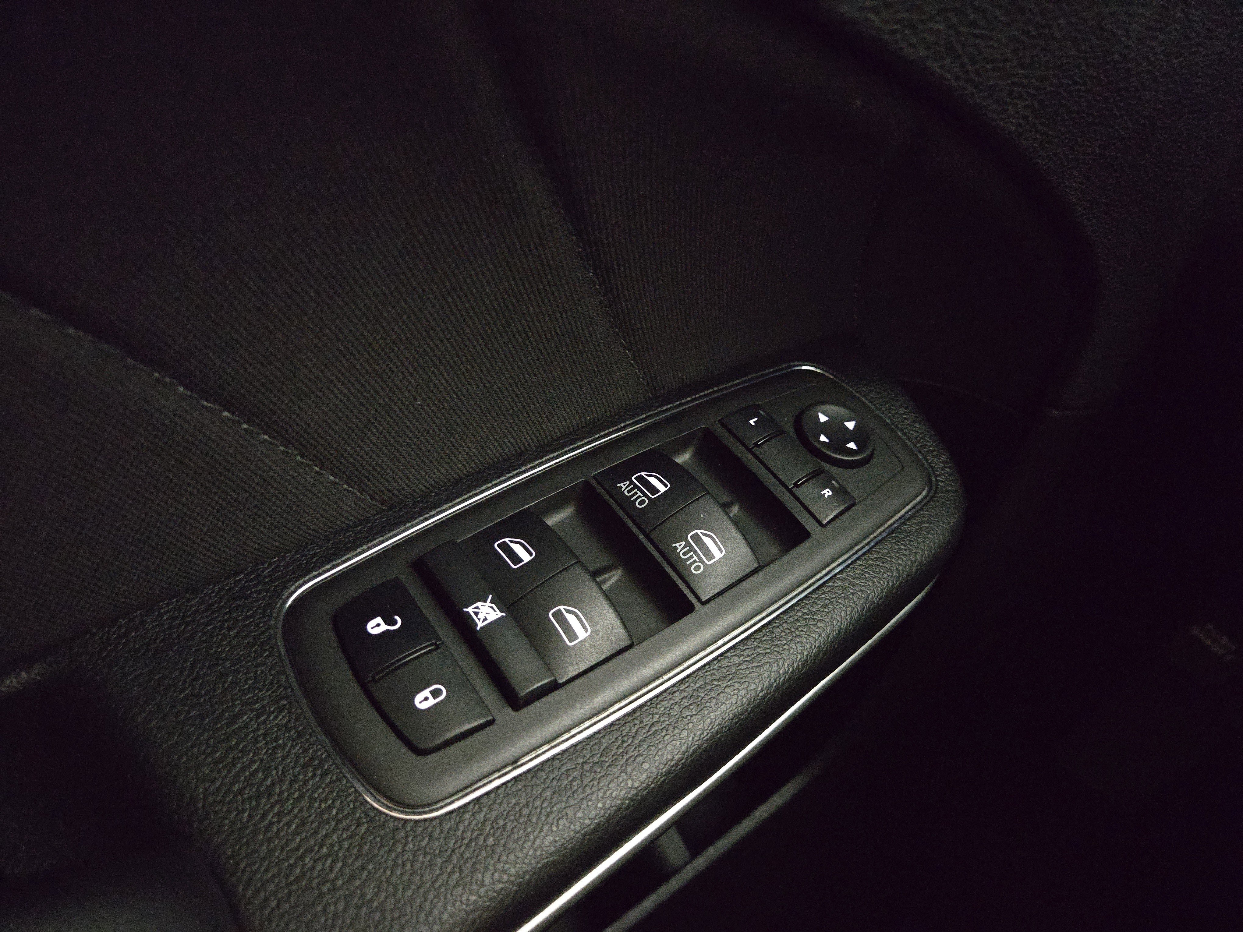 Used 2023 Dodge Charger R/T w/ Navigation & Travel Group RWD image 29