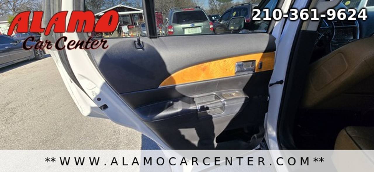 Used 2012 Lincoln MKX FWD image 34