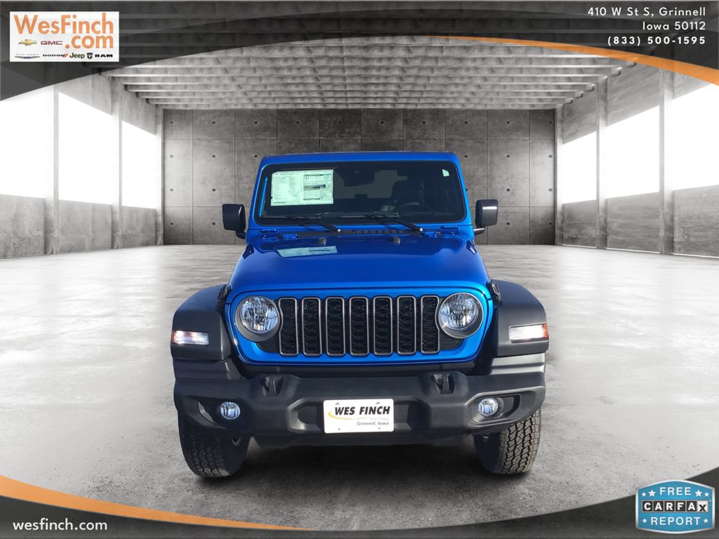 Used 2025 Jeep Wrangler Sport AWD/4WD image 2