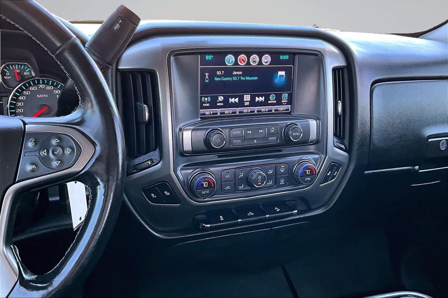 Used 2018 Chevrolet Silverado 1500 LT w/ All Star Edition AWD/4WD image 16