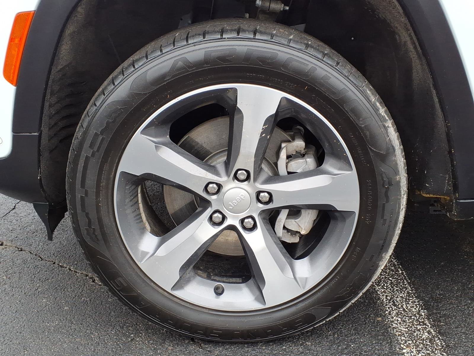 Certified 2023 Jeep Grand Cherokee 4WD 4xe w/ Luxury Tech Group II image 6