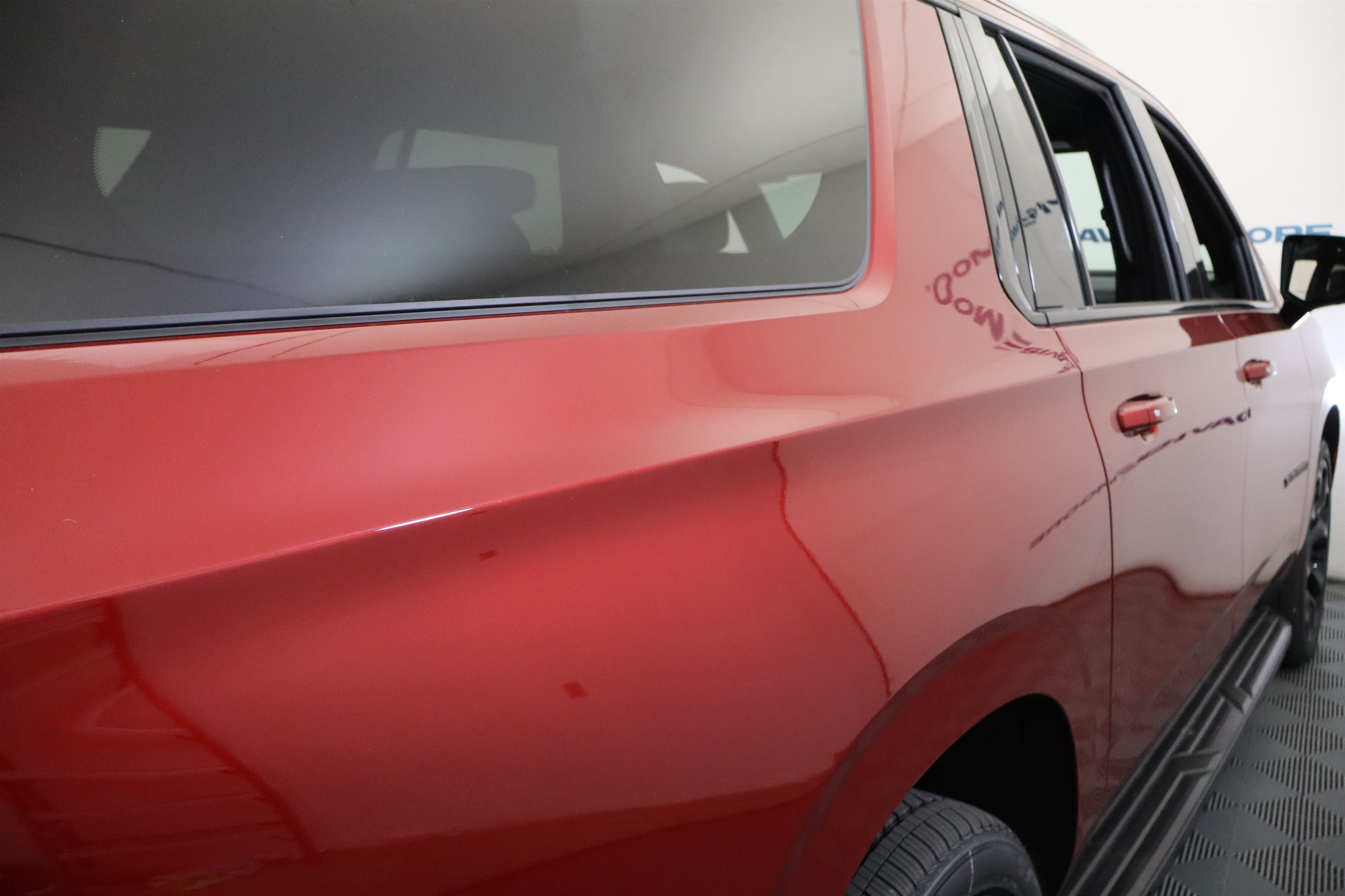 New 2026 Chevrolet Suburban RST AWD/4WD image 7