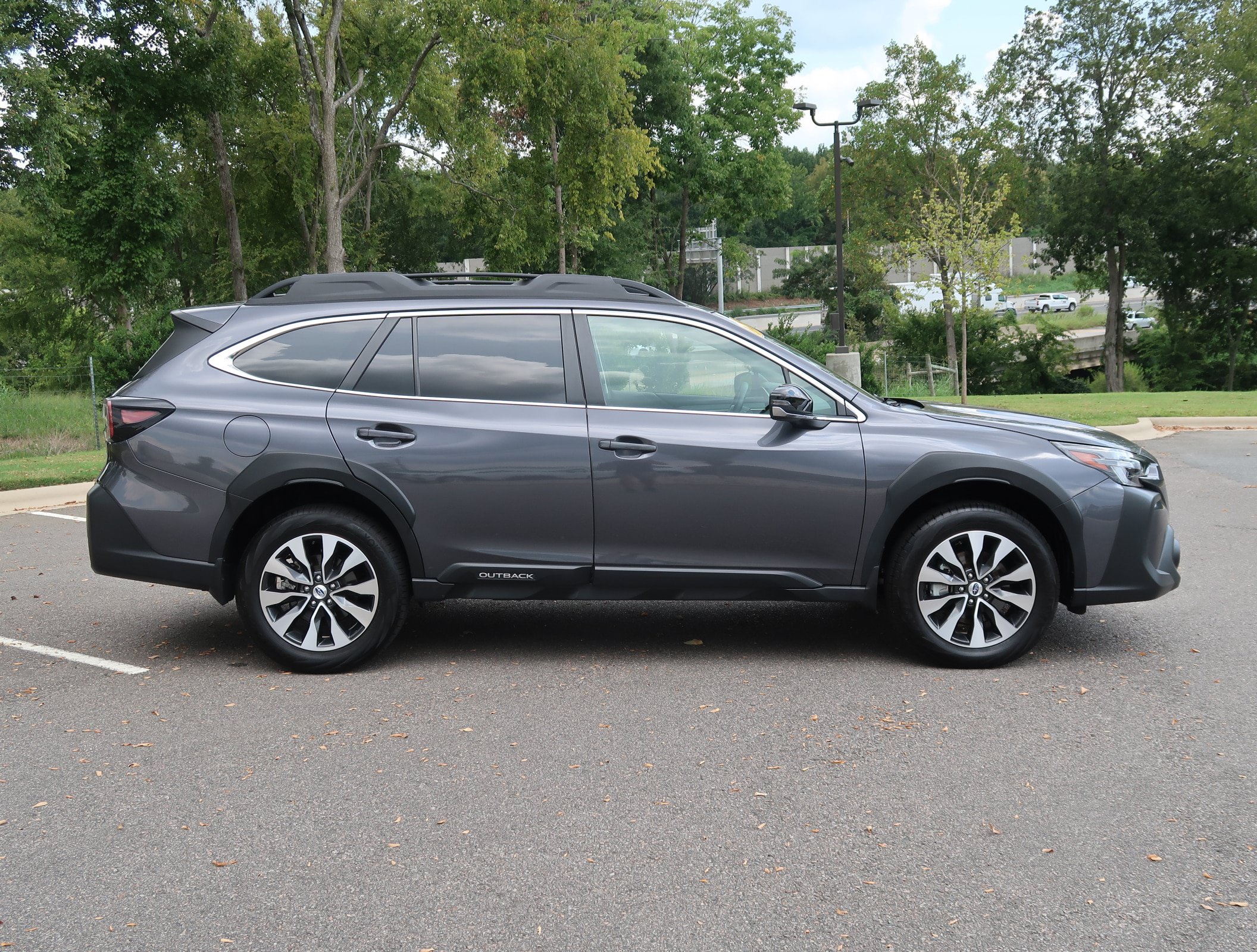 Certified 2025 Subaru Outback Limited w/ Popular Package #2 AWD/4WD image 9