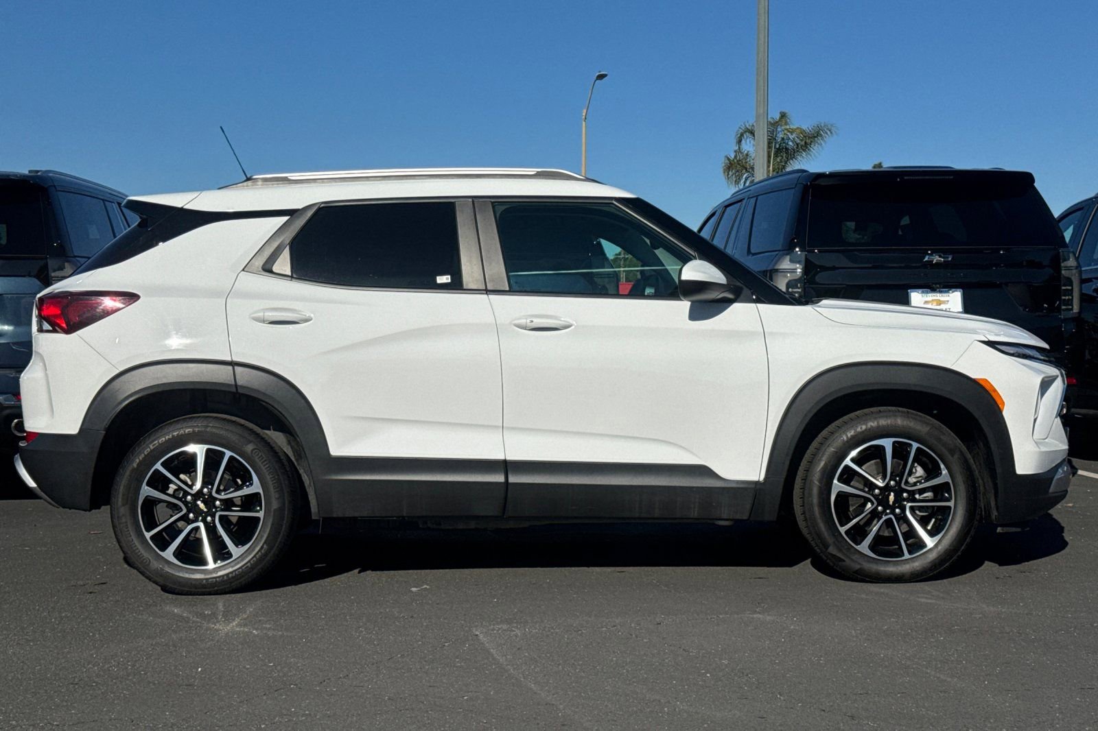 Used 2025 Chevrolet TrailBlazer LT image 4
