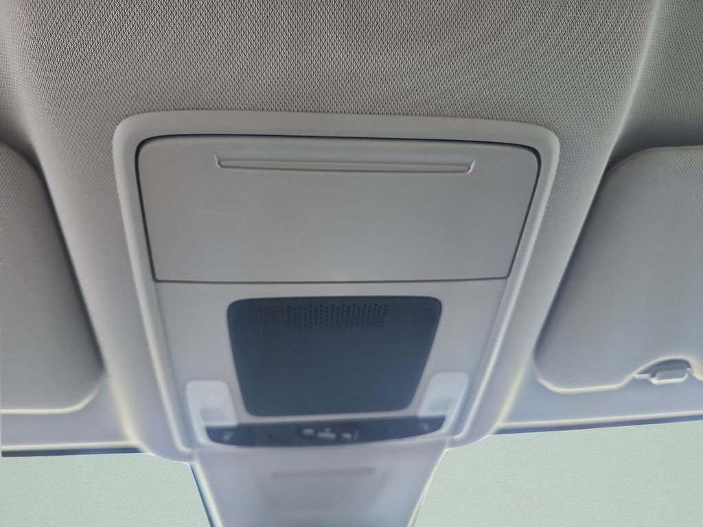 Used 2025 Honda CR-V LX image 15