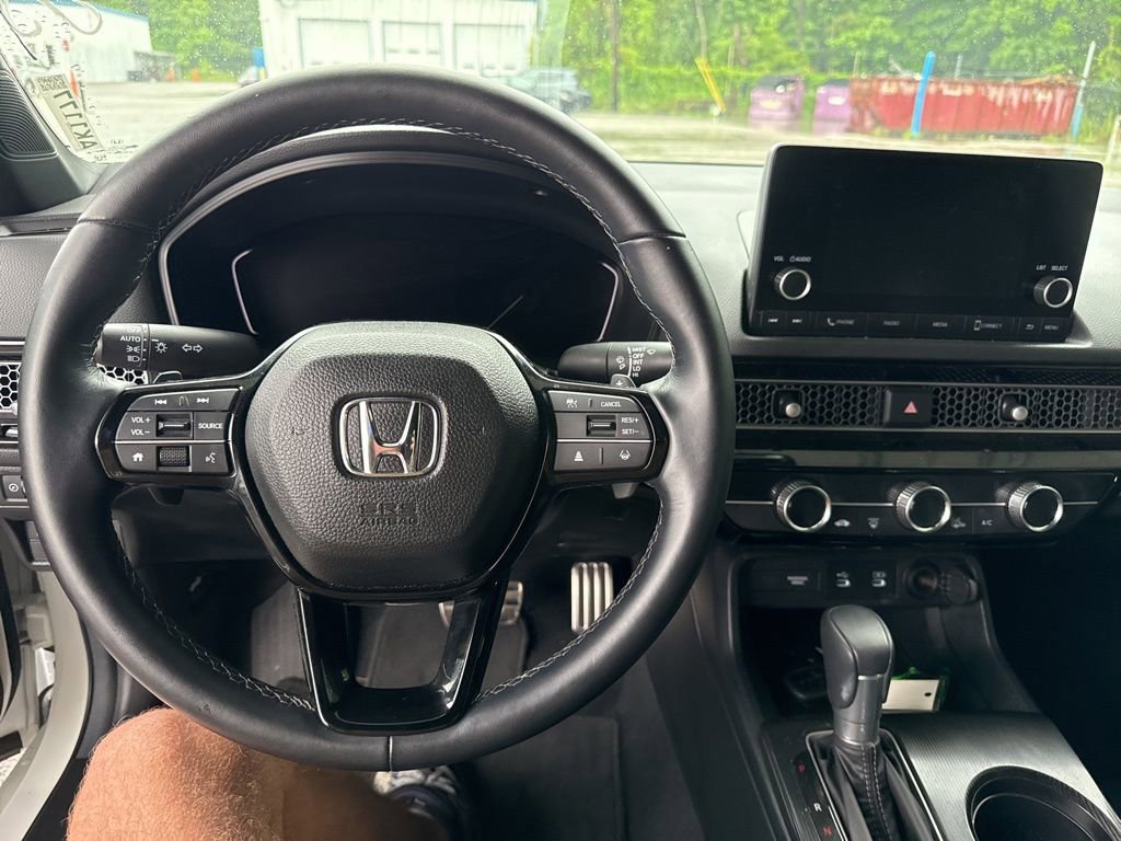 Used 2025 Honda Civic Sport image 5