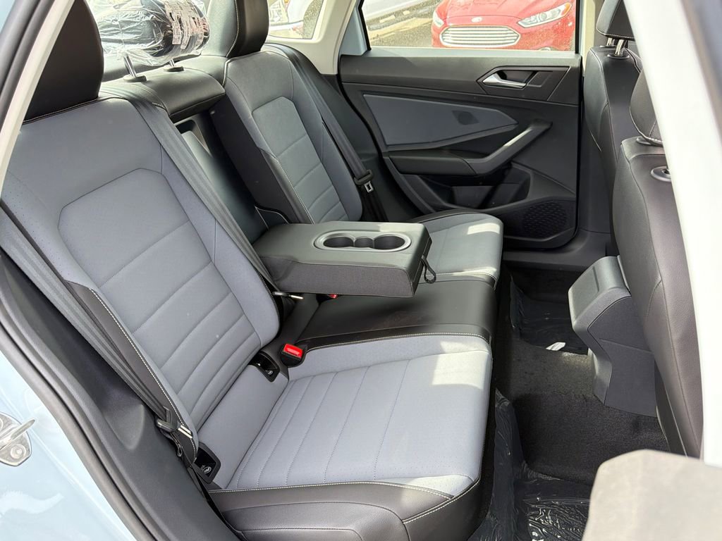 New 2026 Volkswagen Jetta SE image 12