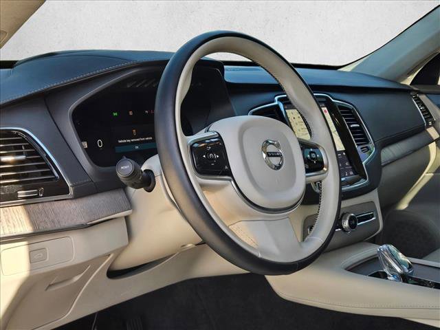 Used 2024 Volvo XC90 B6 Ultimate w/ Lounge Package image 10
