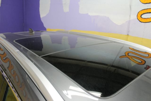 Used 2021 Nissan Rogue SV FWD image 5