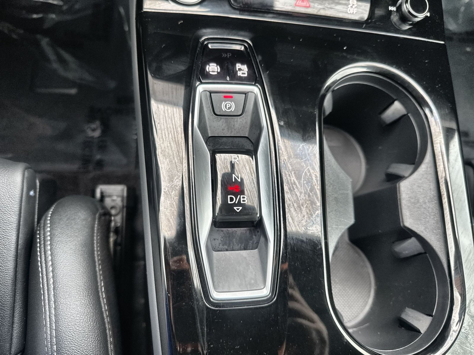 Used 2025 Audi Q6 e-tron Prestige AWD/4WD image 21