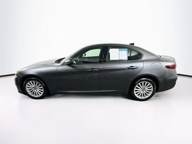 Used 2023 Alfa Romeo Giulia Sprint AWD/4WD image 5