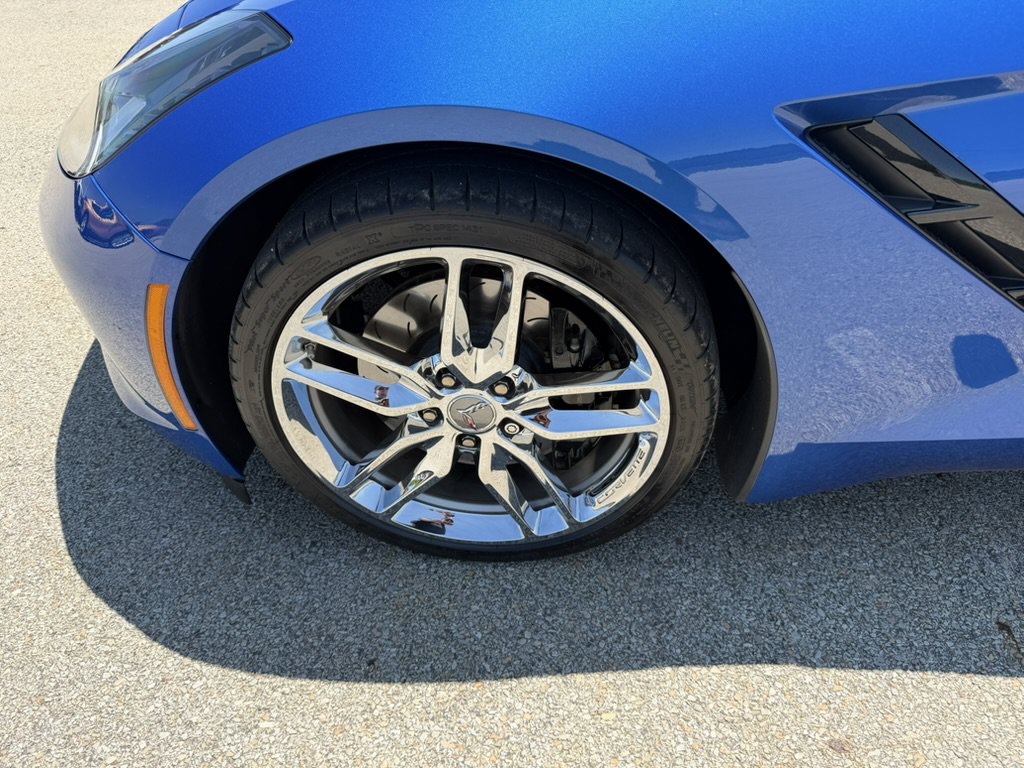 Certified 2019 Chevrolet Corvette Stingray Coupe w/ Battery Protection Package RWD image 13