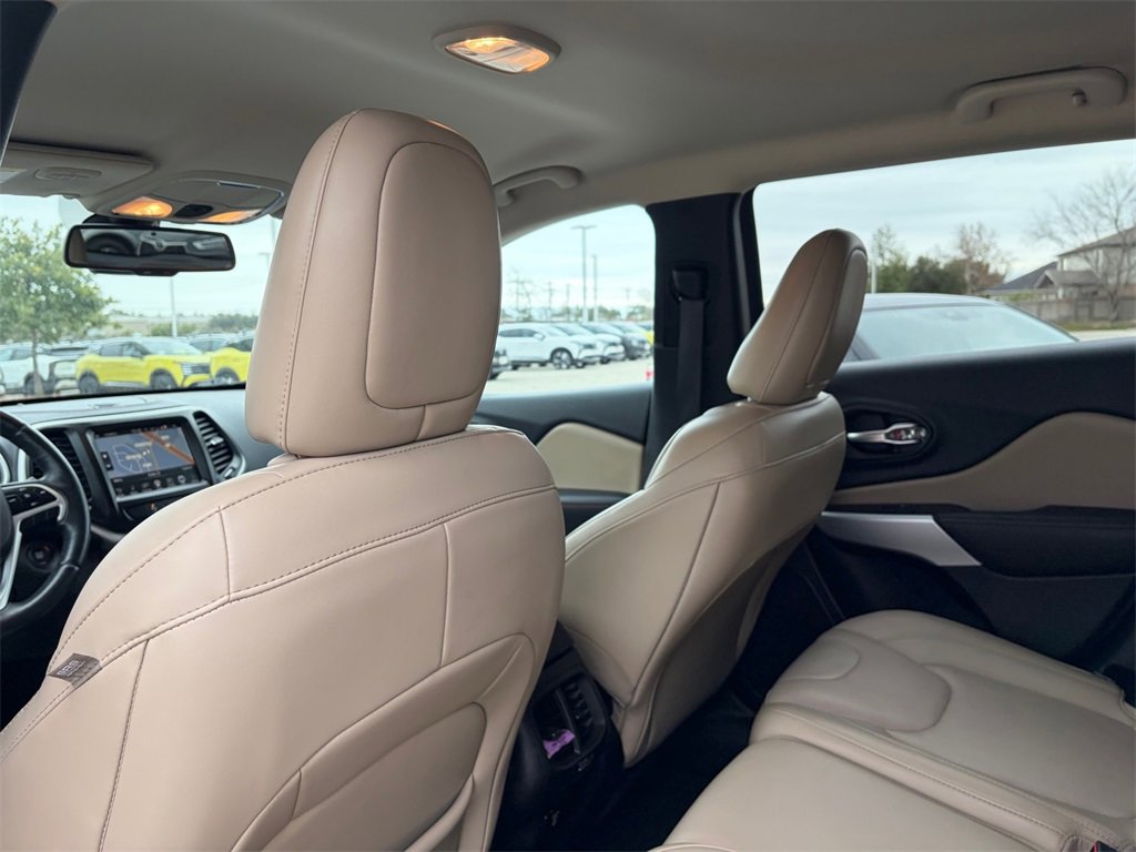 Used 2018 Jeep Cherokee Limited w/ Luxury Group image 20