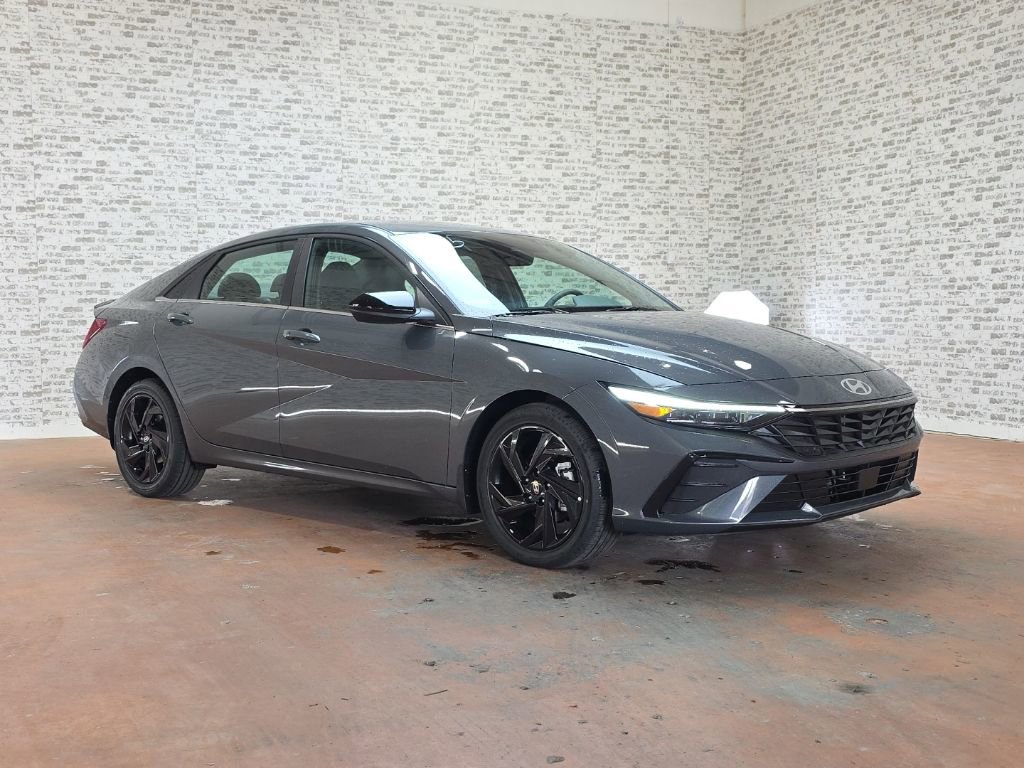 New 2026 Hyundai Elantra SEL Sport Premium FWD image 1