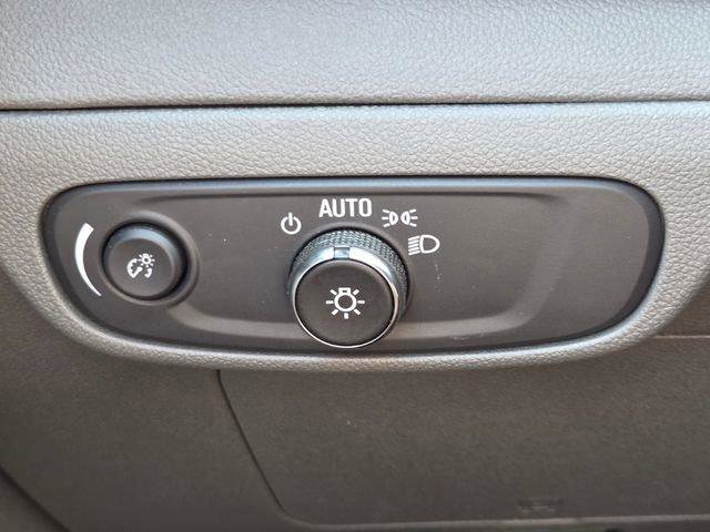 Used 2023 Chevrolet Bolt EUV Premier w/ Sun & Sound Package FWD image 23