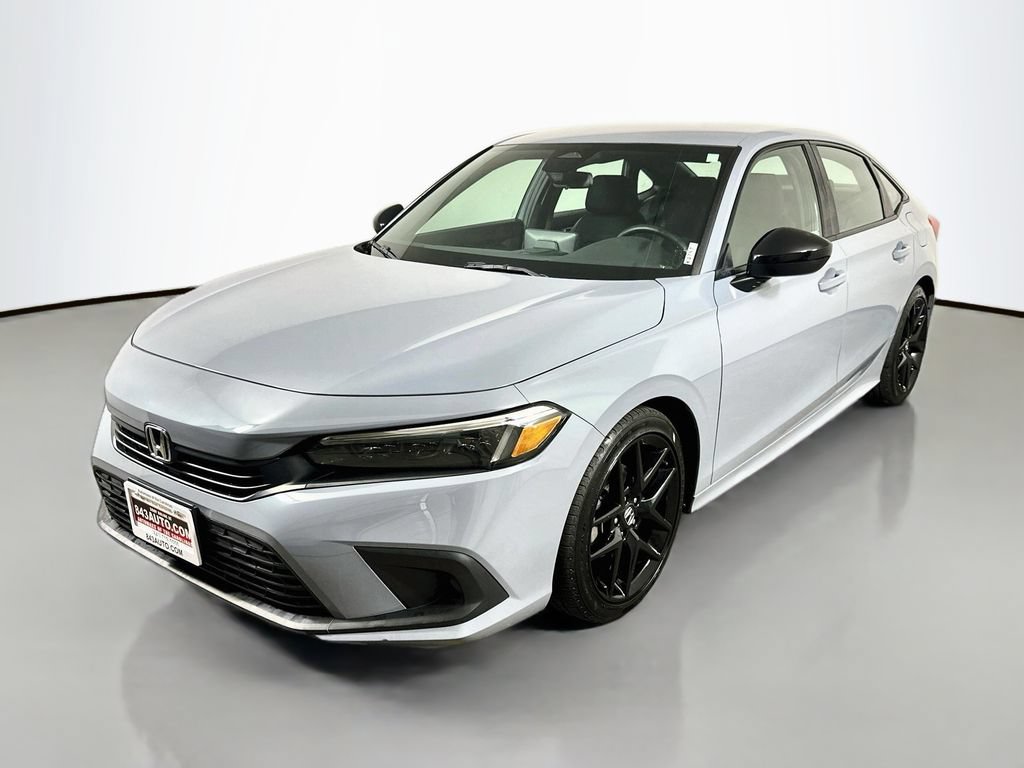Used 2023 Honda Civic Sport image 3