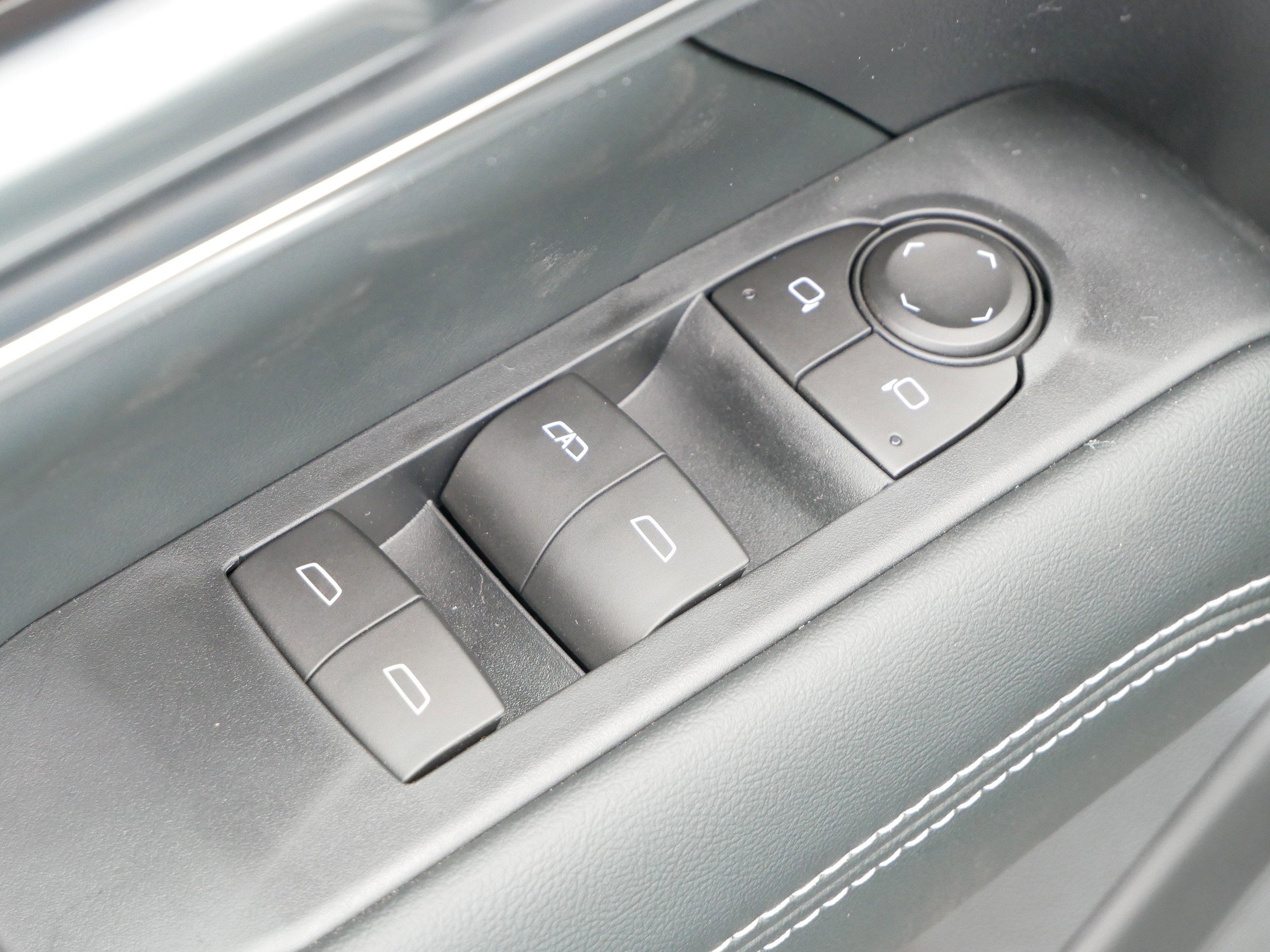 New 2026 GMC Terrain Elevation image 8