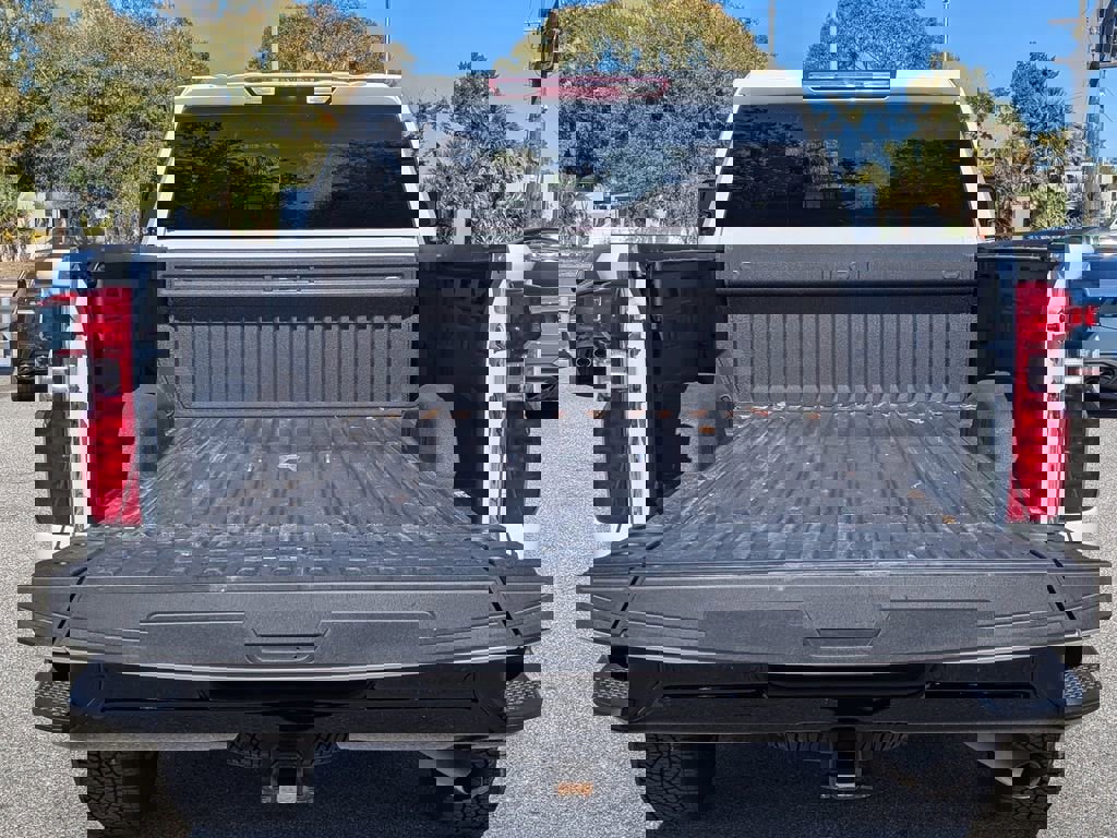 Certified 2025 Chevrolet Silverado 2500 Custom w/ Custom Value Package image 8