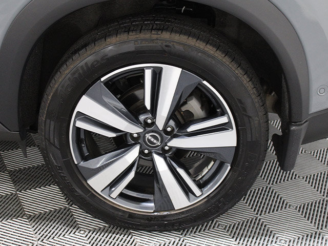 Used 2023 Nissan Rogue Platinum AWD/4WD image 18