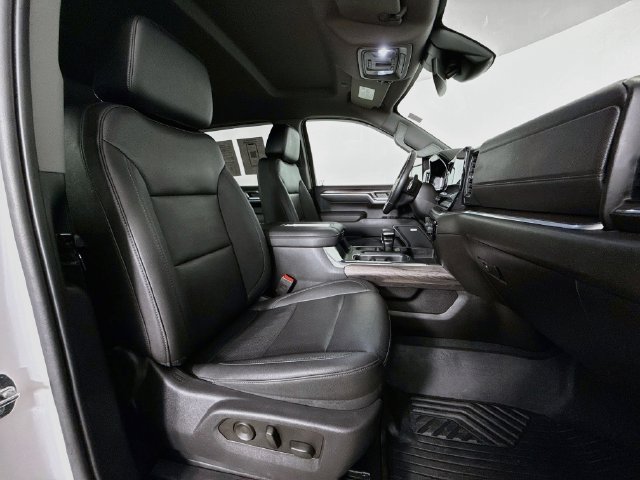 Used 2022 Chevrolet Silverado 1500 LTZ AWD/4WD image 30