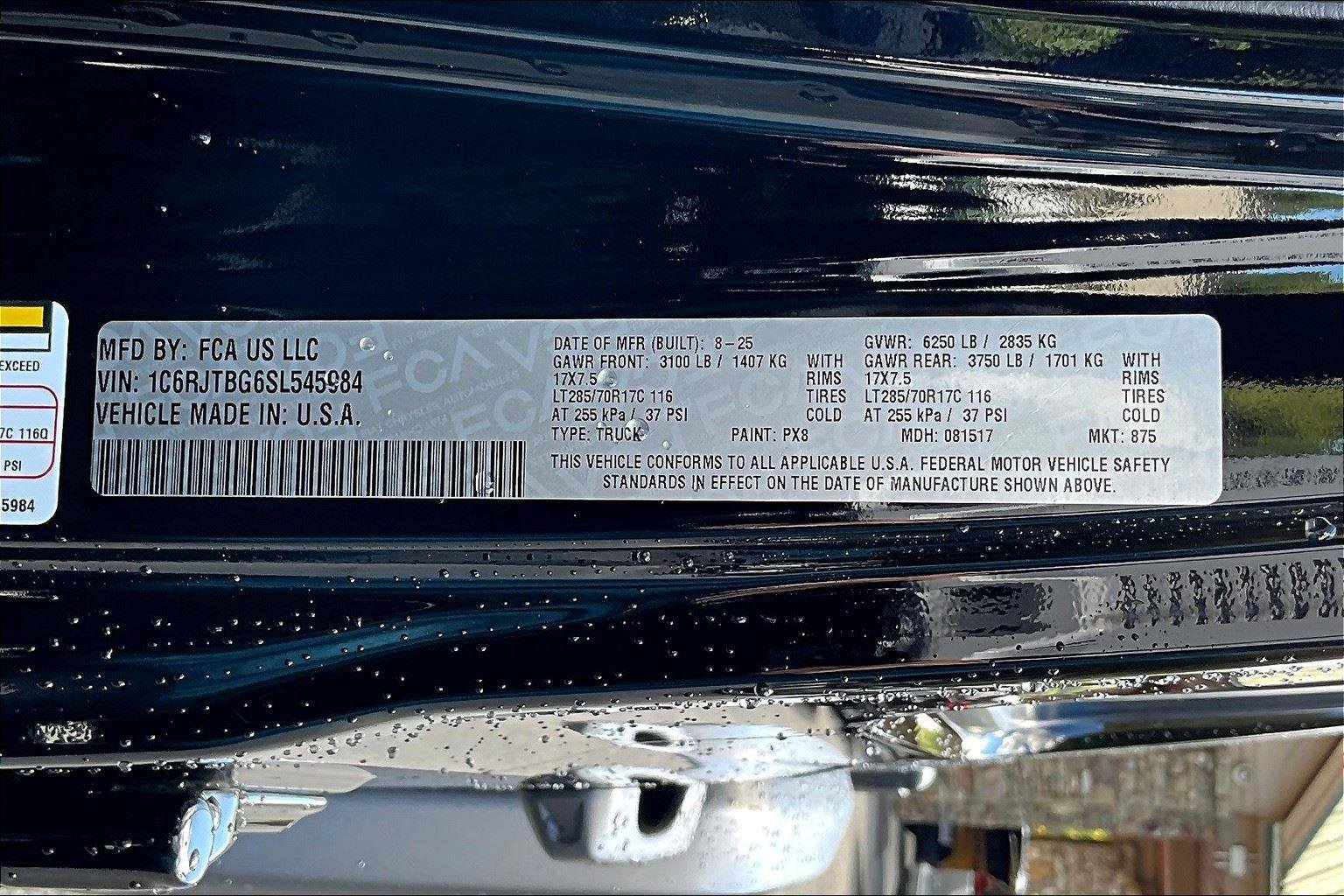 New 2025 Jeep Gladiator Rubicon image 14