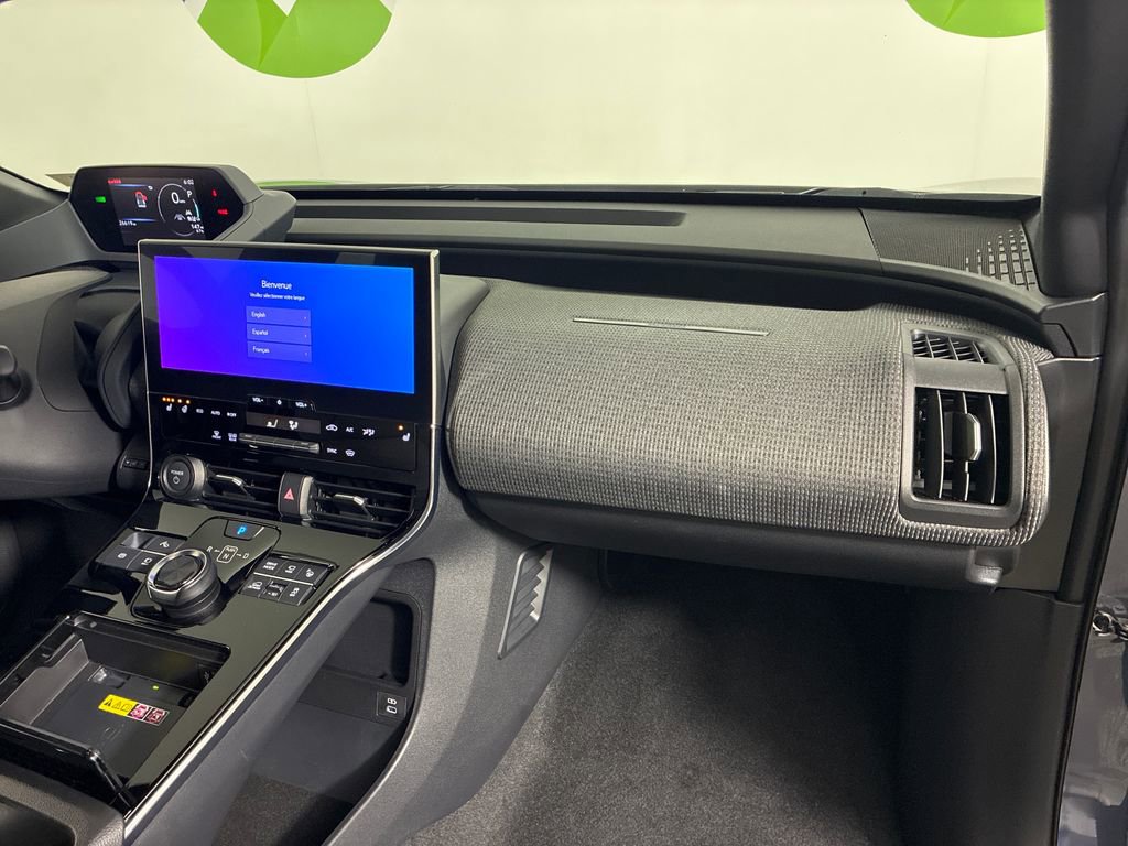 Certified 2023 Subaru Solterra AWD image 33