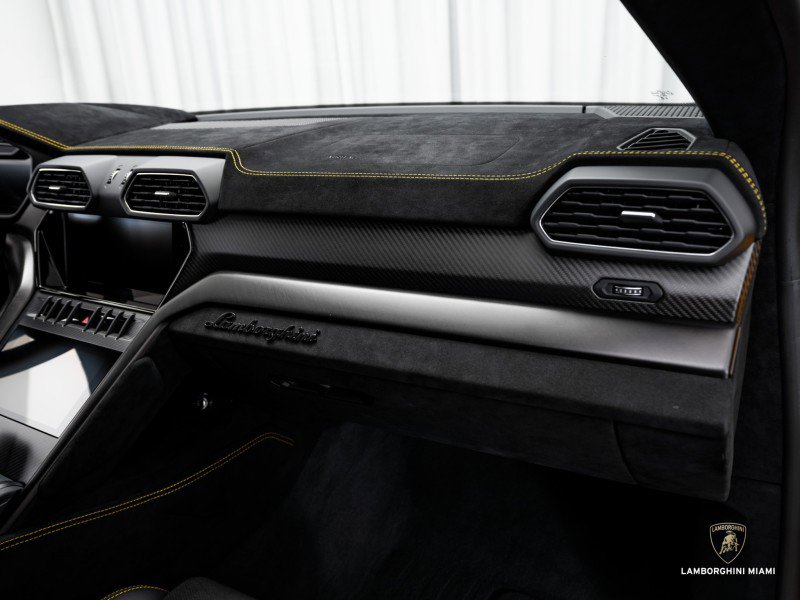 Used 2024 Lamborghini Urus Performante image 58