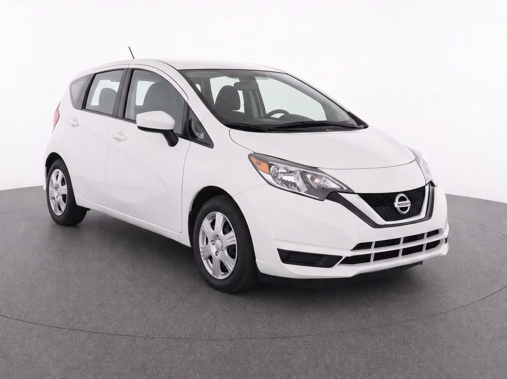 Used 2017 Nissan Versa Note SV FWD image 2