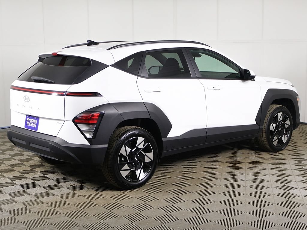 Used 2024 Hyundai Kona SEL AWD/4WD image 8