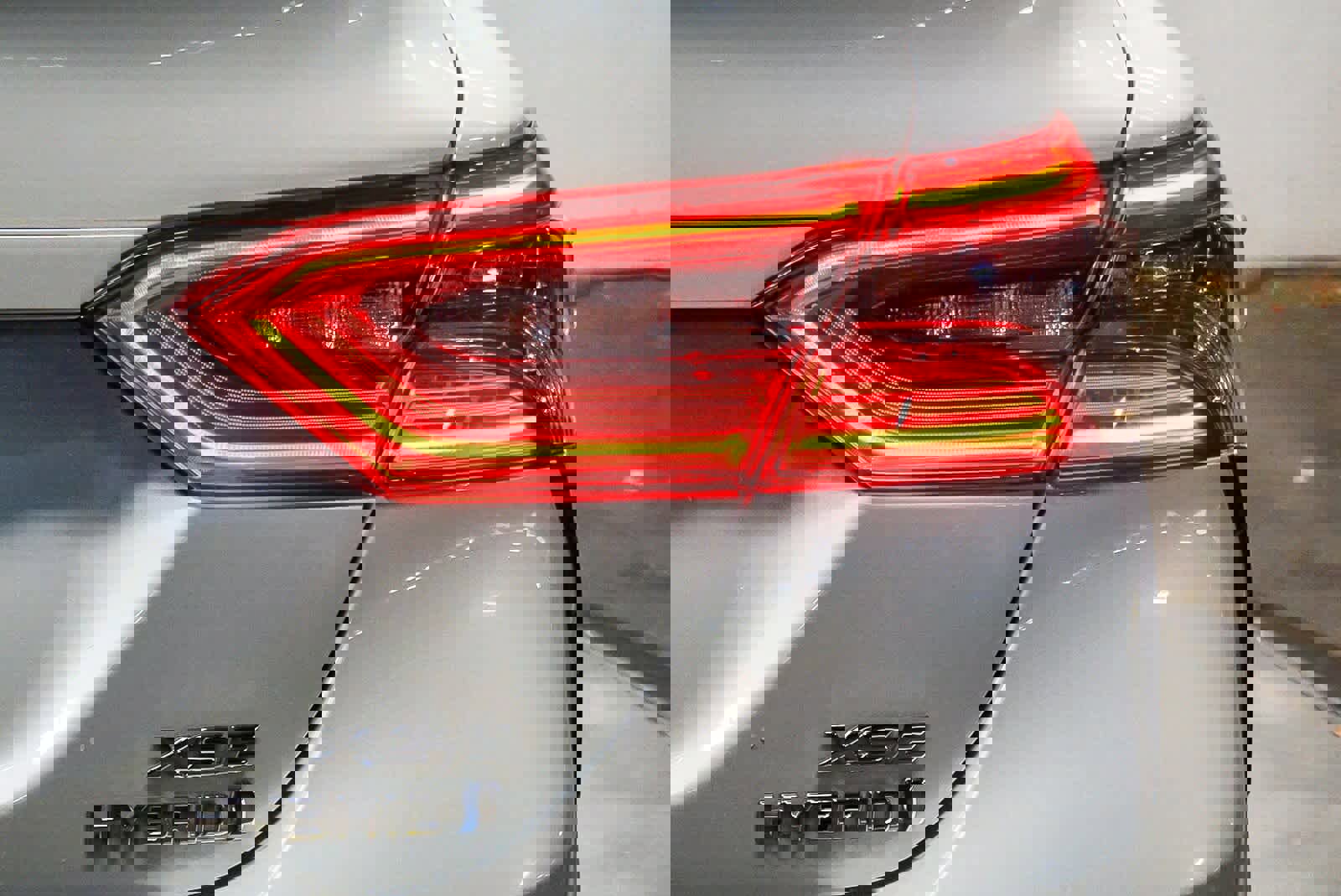 Used 2021 Toyota Camry XSE image 11