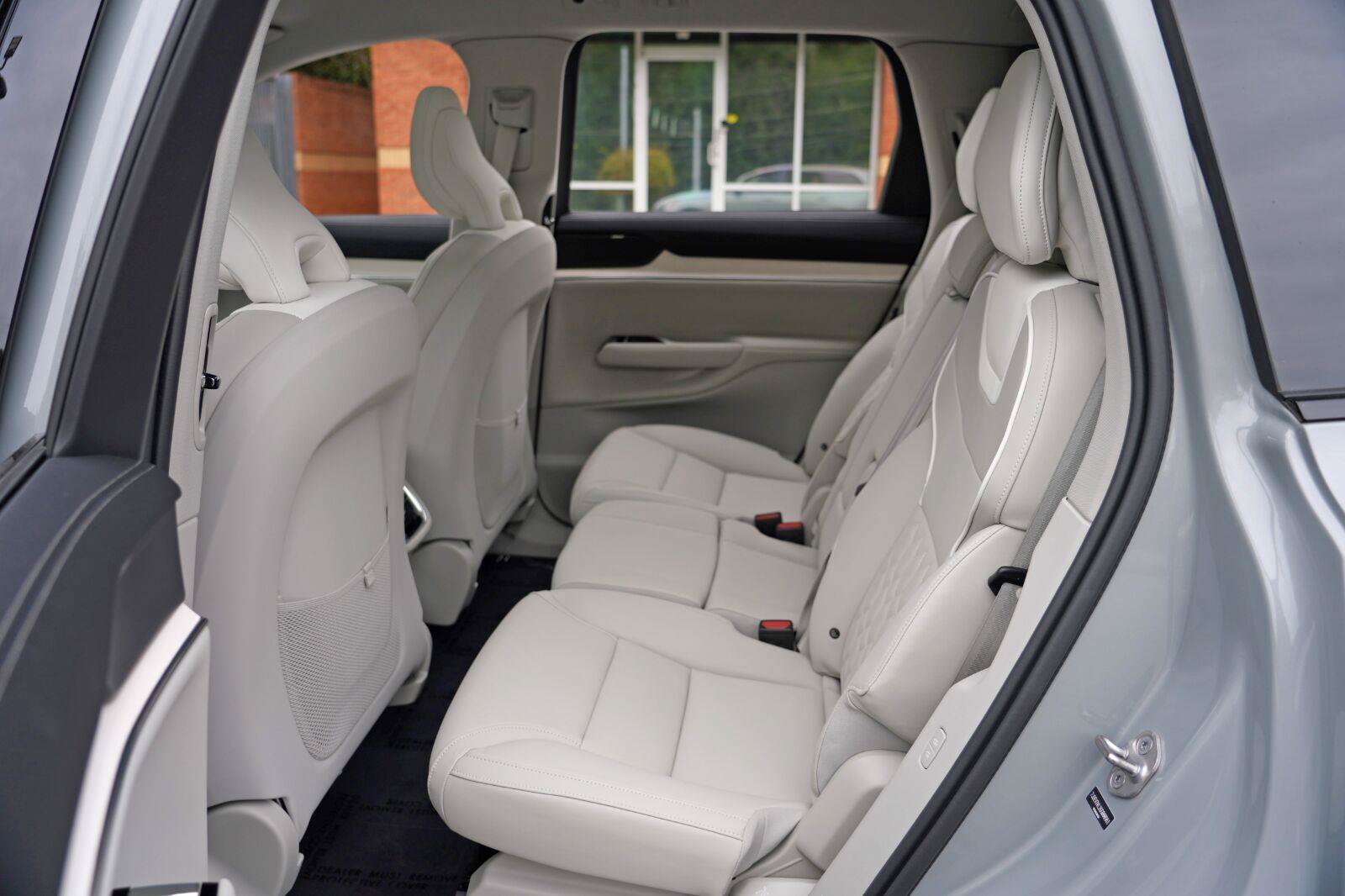 Used 2025 Volvo EX90 Ultra AWD/4WD image 42