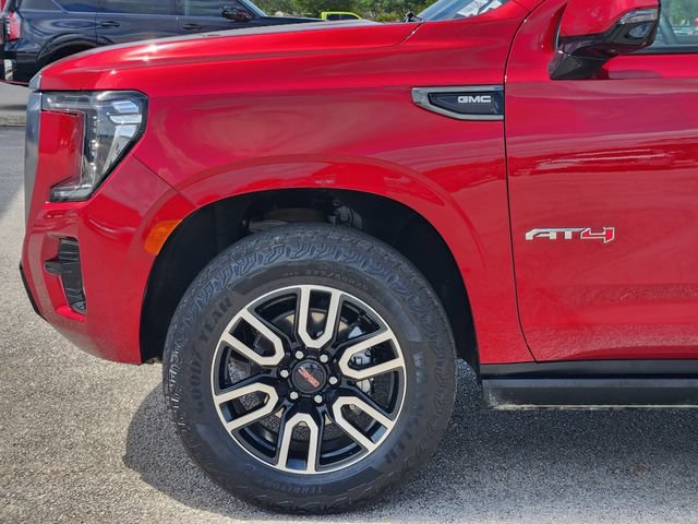 Used 2024 GMC Yukon AT4 w/ AT4 Premium Package AWD/4WD image 4