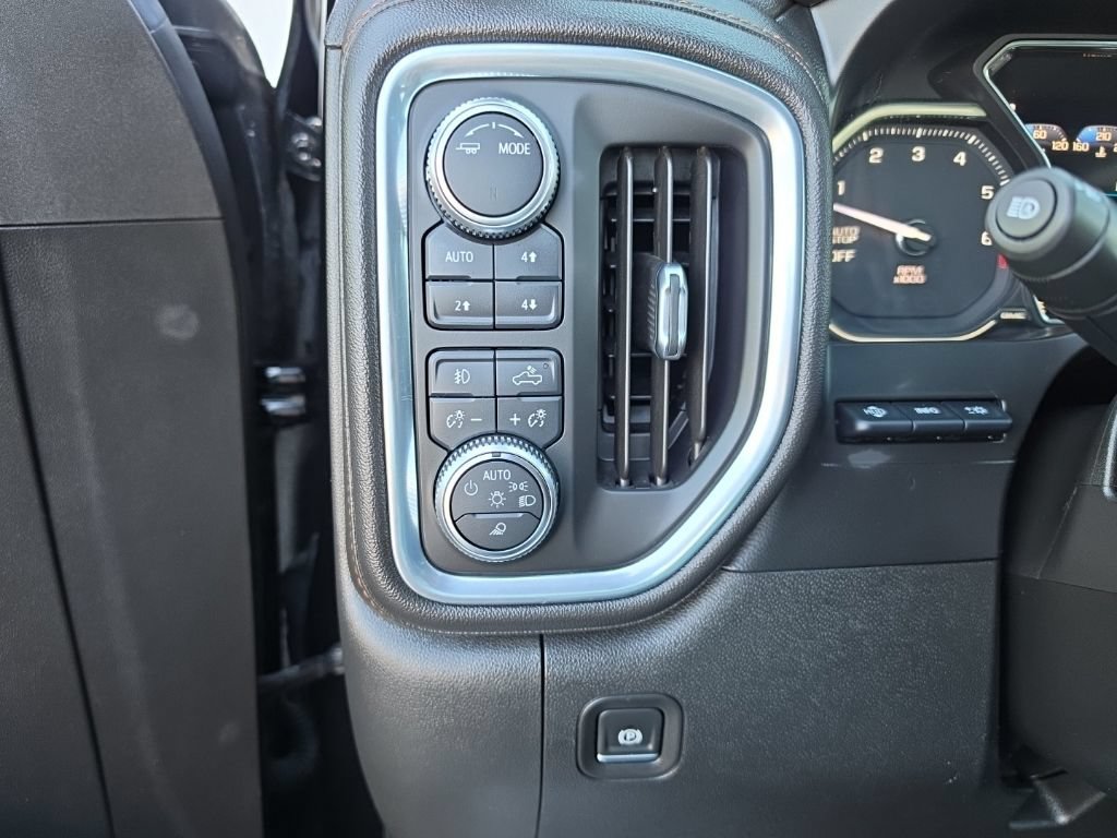 Used 2021 GMC Sierra 1500 AT4 w/ AT4 Premium Package AWD/4WD image 23