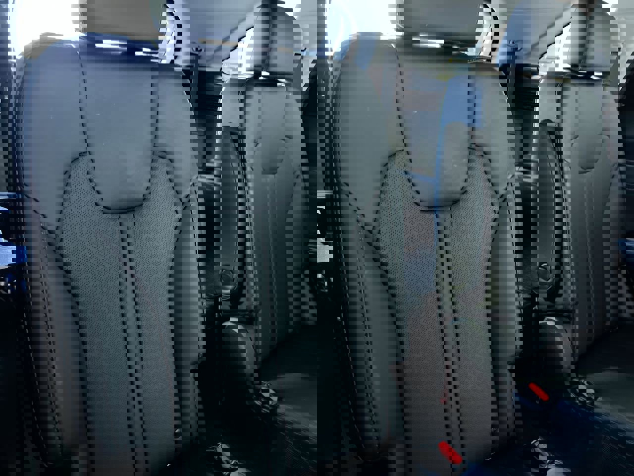 Certified 2023 Kia Sorento SX image 30