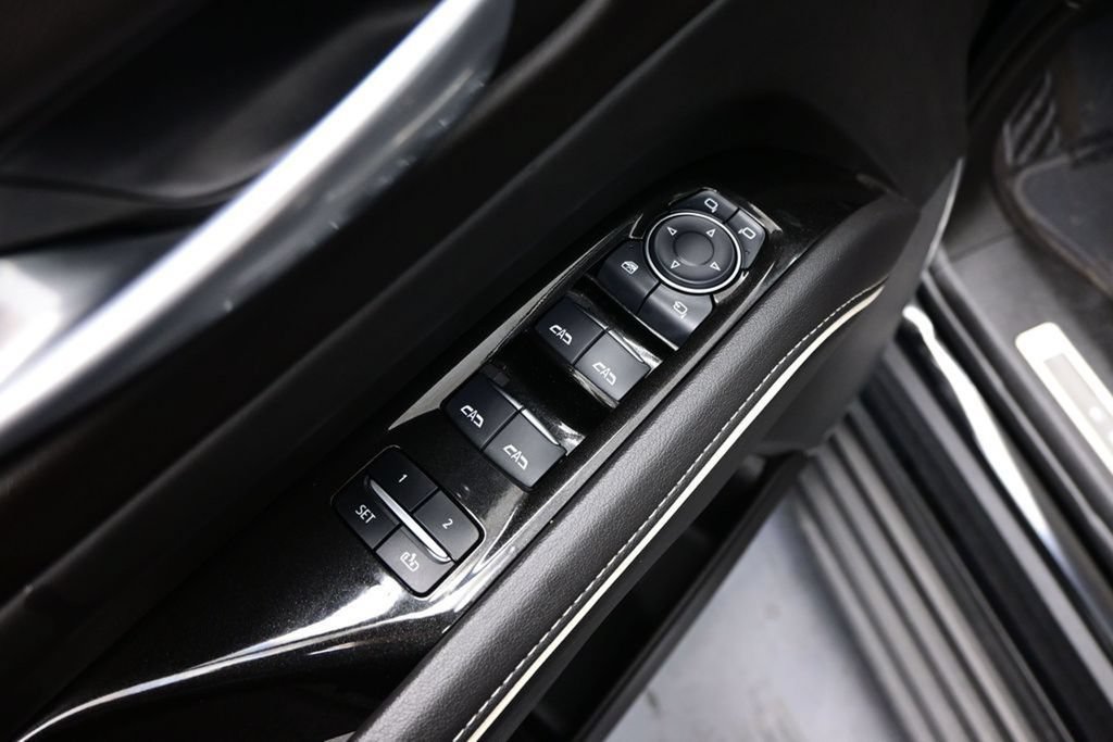 Used 2024 Cadillac Escalade Sport w/ Touring Package AWD/4WD image 14