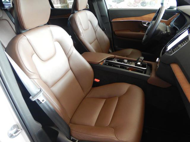 Used 2024 Volvo XC90 B6 Core image 14