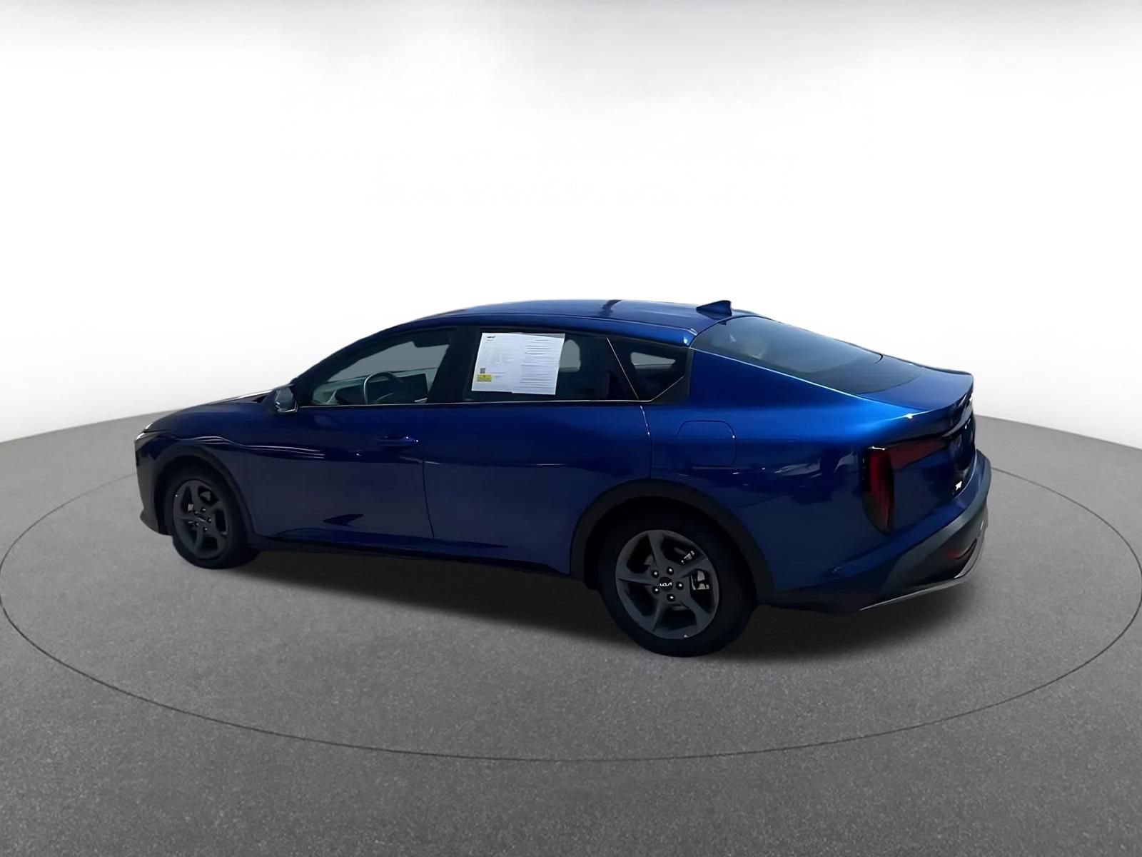 Used 2025 Kia K4 FWD image 4